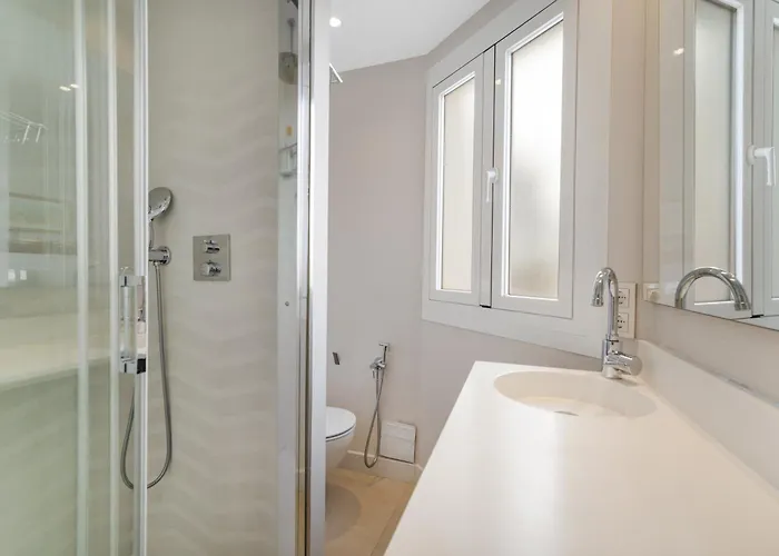 Elegant Beachside Marbella